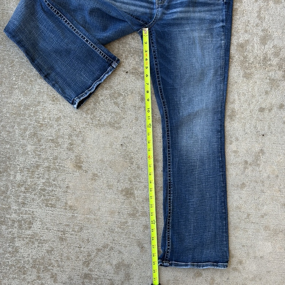 BKE Stella Mid-Rise Tailored Boot Stretch Jean - Picture 6 of 15